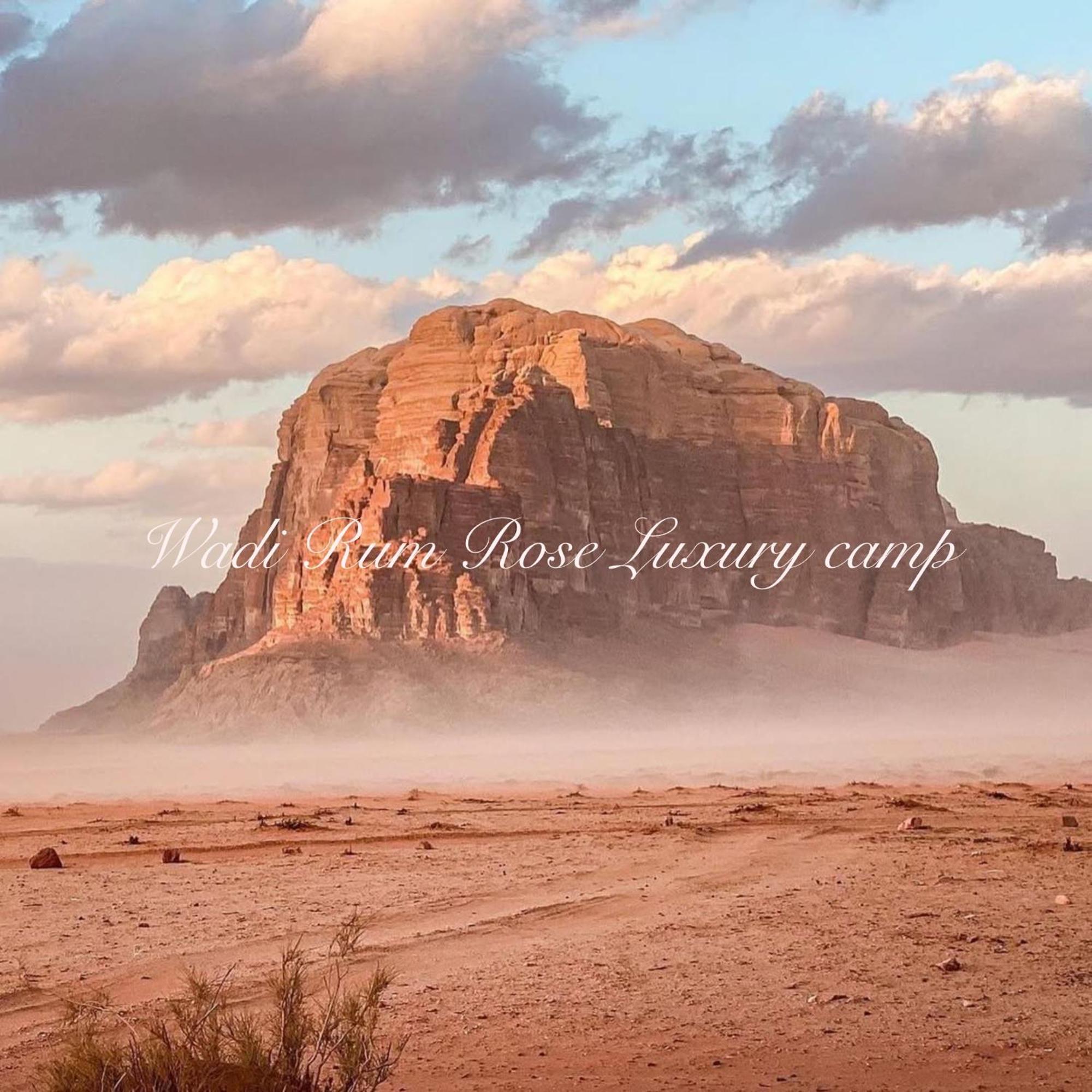 Wadi Rum Rose Luxury Camp Exterior photo